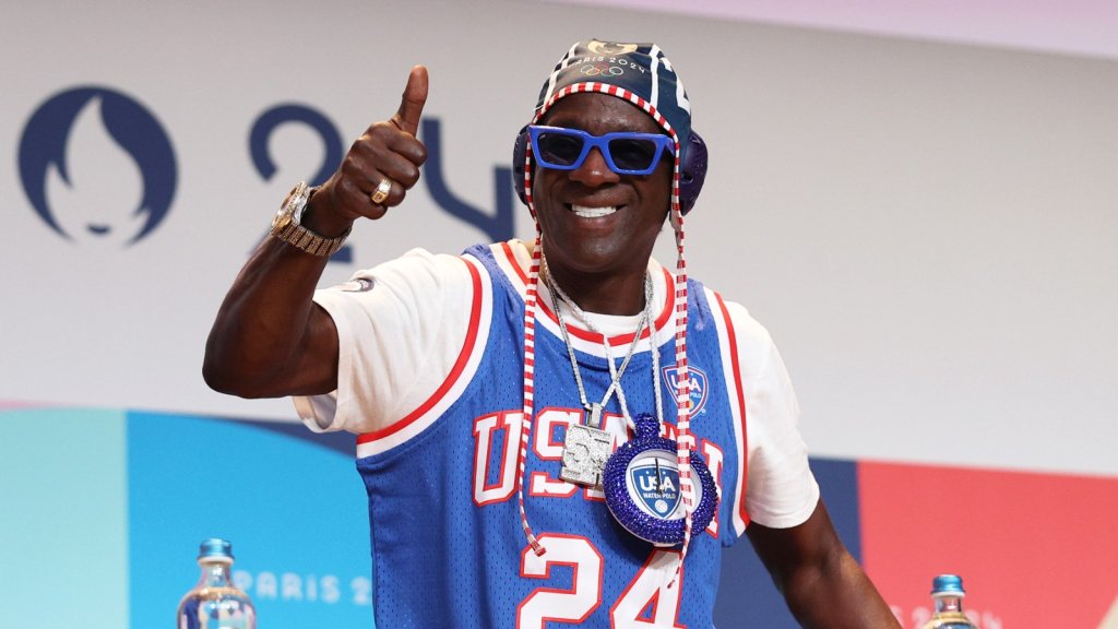 Flavor Flav animera officiellement les Jeux olympiques d’hiver de 2026
