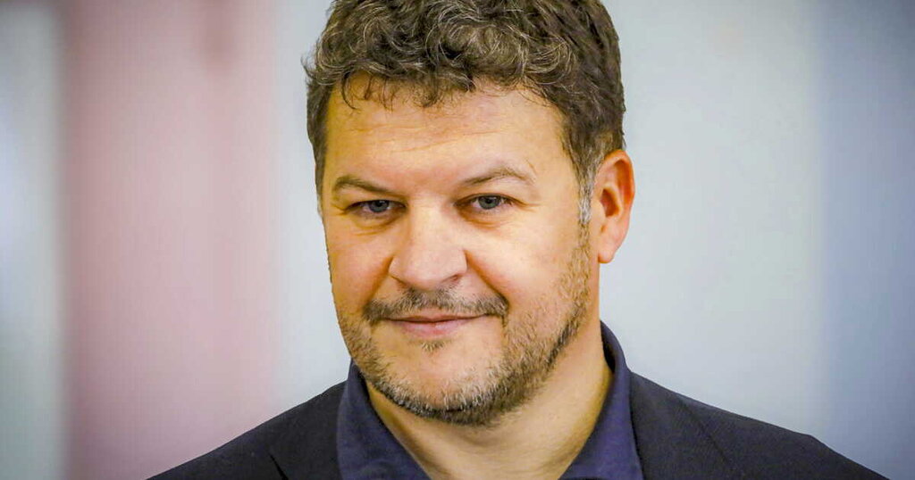 Guillaume Musso en couple : il a trouvé l’amour en présidant un prix littéraire Guillaume Musso en couple : il a trouvé l’amour en présidant un prix littéraire