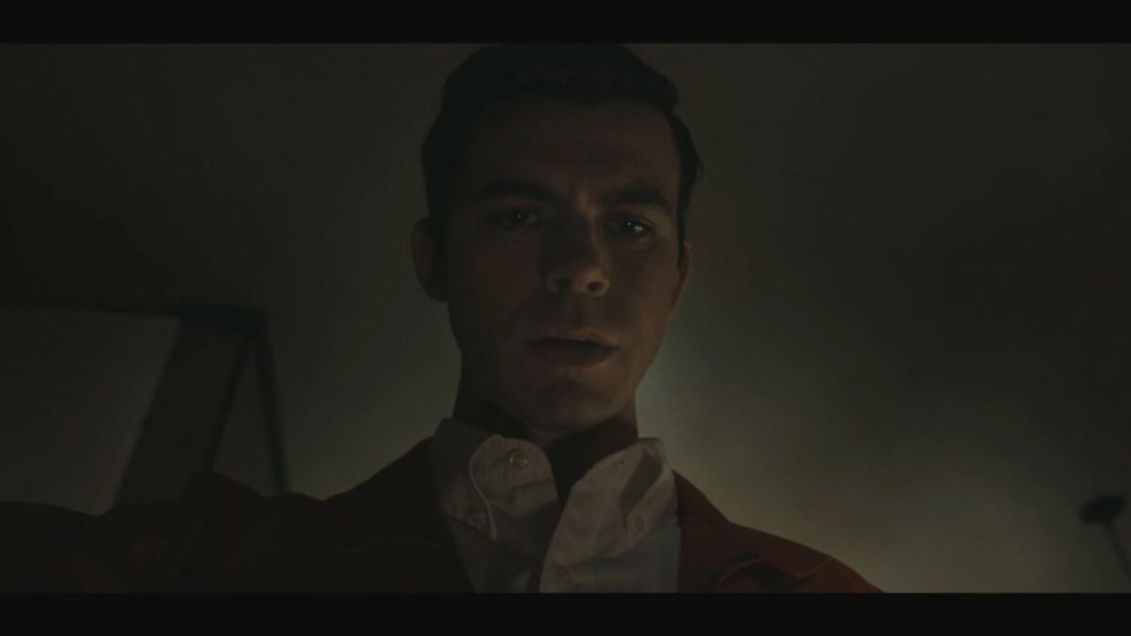 Le fils d’Anthony Perkins critique le portrait de son père dans une série Netflix