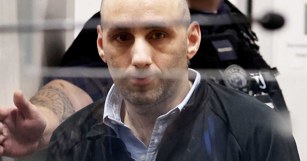 Cédric Jubillar condamné à 30 ans de prison pour le meurtre de sa femme Delphine Cédric Jubillar condamné à 30 ans de prison pour le meurtre de sa femme Delphine