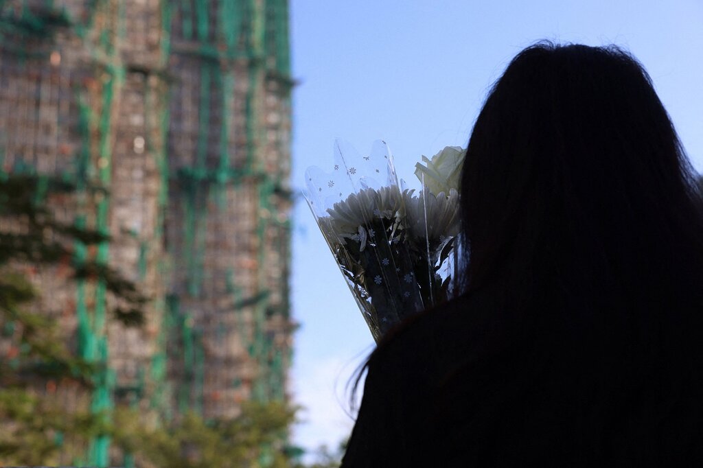 Elle a sauvé un enfant et sa grand-mère des incendies à Hong Kong