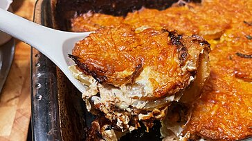 Chaque année, je cuisine ces pommes de terre gratinées au fromage pour Thanksgiving au lieu de purée, et c’est idéal