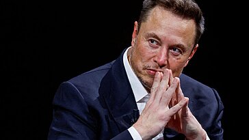 Elon Musk parle d’une voiture volante pouvant devenir le produit le plus marquant en interviews