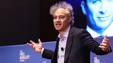 Palantir se félicite de ses méthodes de recrutement qualifiées de ‘disciplinées’