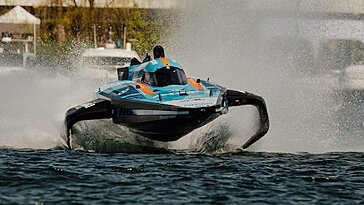 Découvrez E1, la Formule 1 des bateaux écologiques, soutenue par Will Smith et Tom Brady