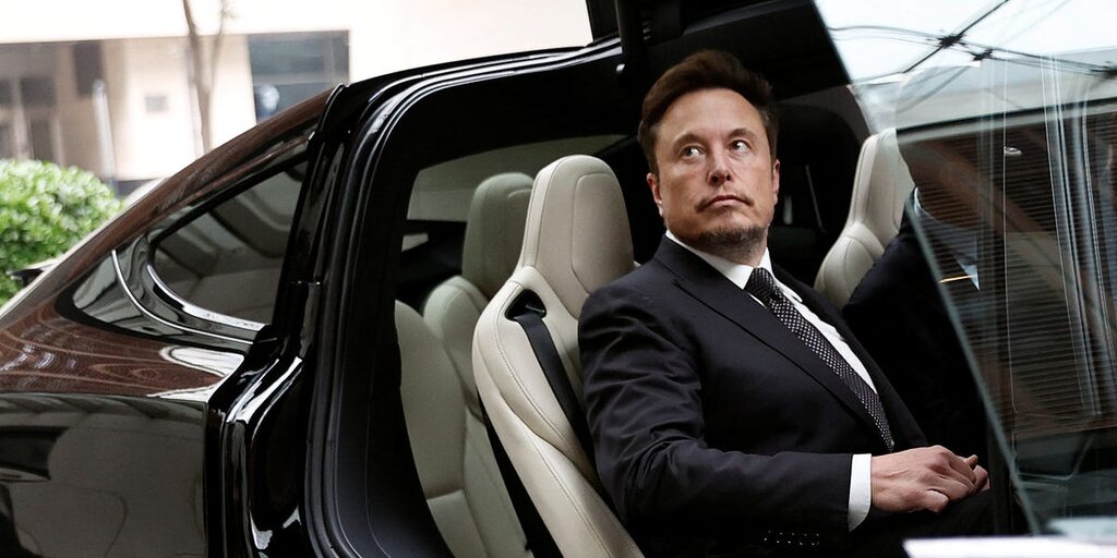 Les investisseurs et analystes réagissent au salaire d’un trillion de dollars d’Elon Musk, entre encouragement et inquiétude