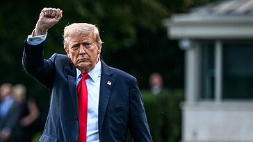 Trump pourrait utiliser les droits de douane pour envoyer 2 000 $ aux Américains, mais à long terme ?