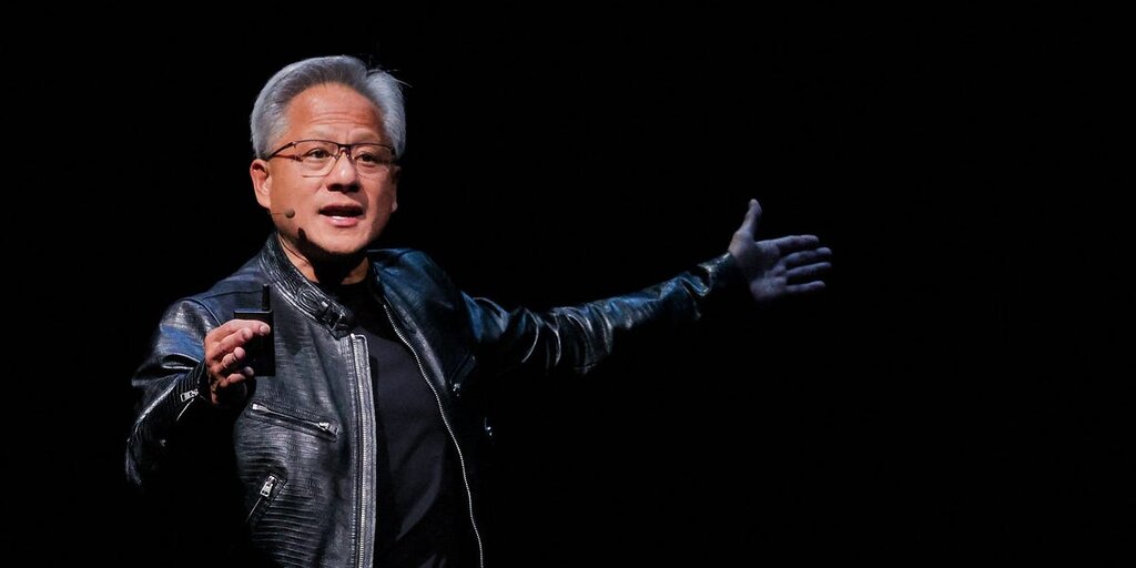 Jensen Huang dit que sa mère lui a appris l’anglais sans mots, influençant son leadership
