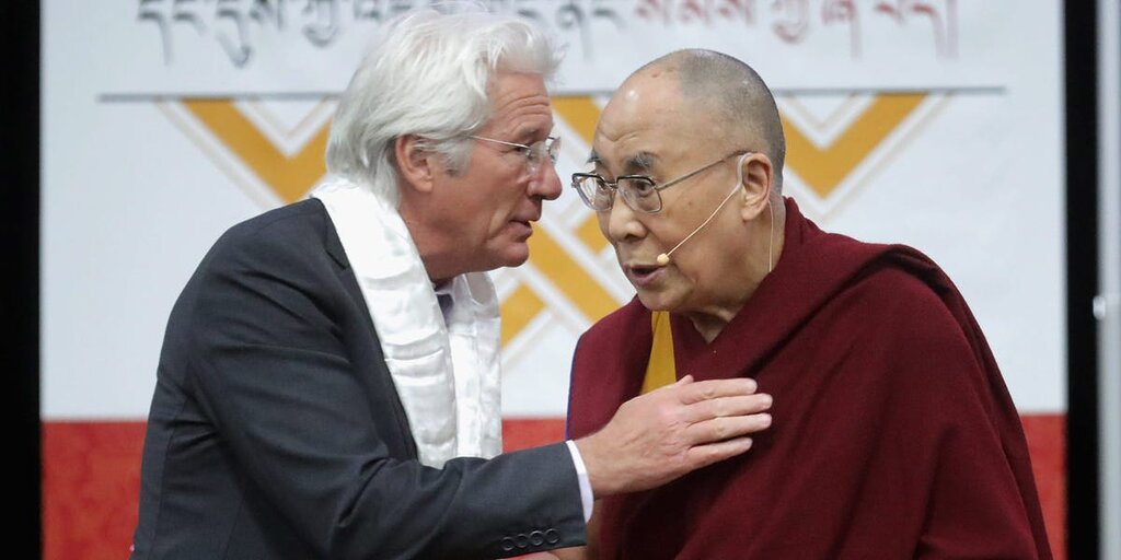 Richard Gere affirme que ses meilleurs conseils parentaux viennent du Dalaï-Lama