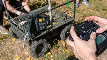 Des drones ukrainiens ont percé le brouillard grâce à des robots terrestres pour localiser les Russes