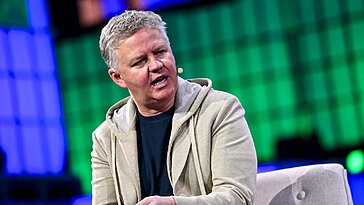 Cloudflare explique que la panne est due à un pic de trafic inhabituel, affectant X et ChatGPT