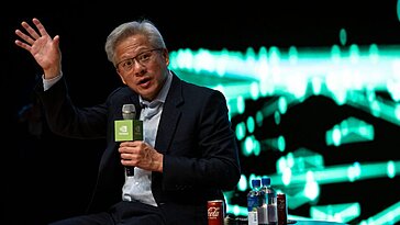 Les analystes de Wall Street demeurent confiants envers Nvidia avant les résultats du troisième trimestre malgré les inquiétudes des investisseurs