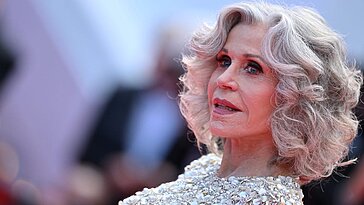 À 87 ans, Jane Fonda affirme ne pas redouter vieillir, mais craint de mourir comme son père
