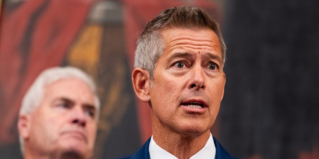 Selon Sean Duffy, éviter les pyjamas rend les voyages aériens plus agréables durant les fêtes