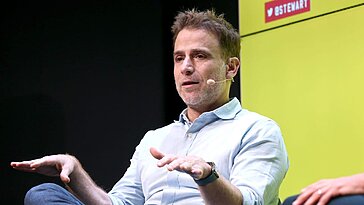 Le cofondateur de Slack dit que l’embarras motive, mais incite aussi à agir discrètement