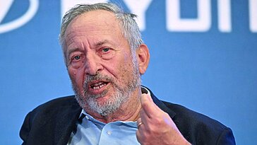 Les réactions de la classe de Harvard de Larry Summers face aux propos d’un co-enseignant sur son manque de sagesse
