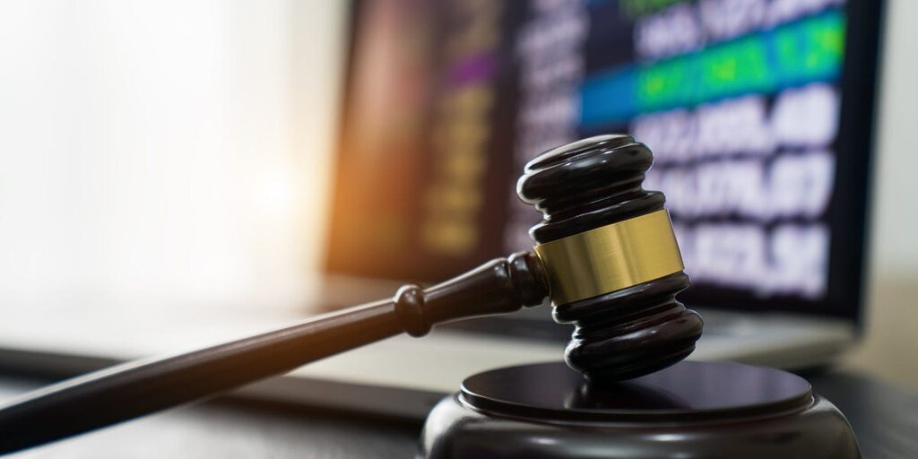 Le litige sur les secrets commerciaux entre Yipit, appuyé par Carlyle, et M Science de Jefferies est clos Le litige sur les secrets commerciaux entre Yipit, appuyé par Carlyle, et M Science de Jefferies est clos