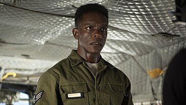Dans Derry, Chris Chalk incarne Hallorann, différent du personnage bienveillant de « Shining »