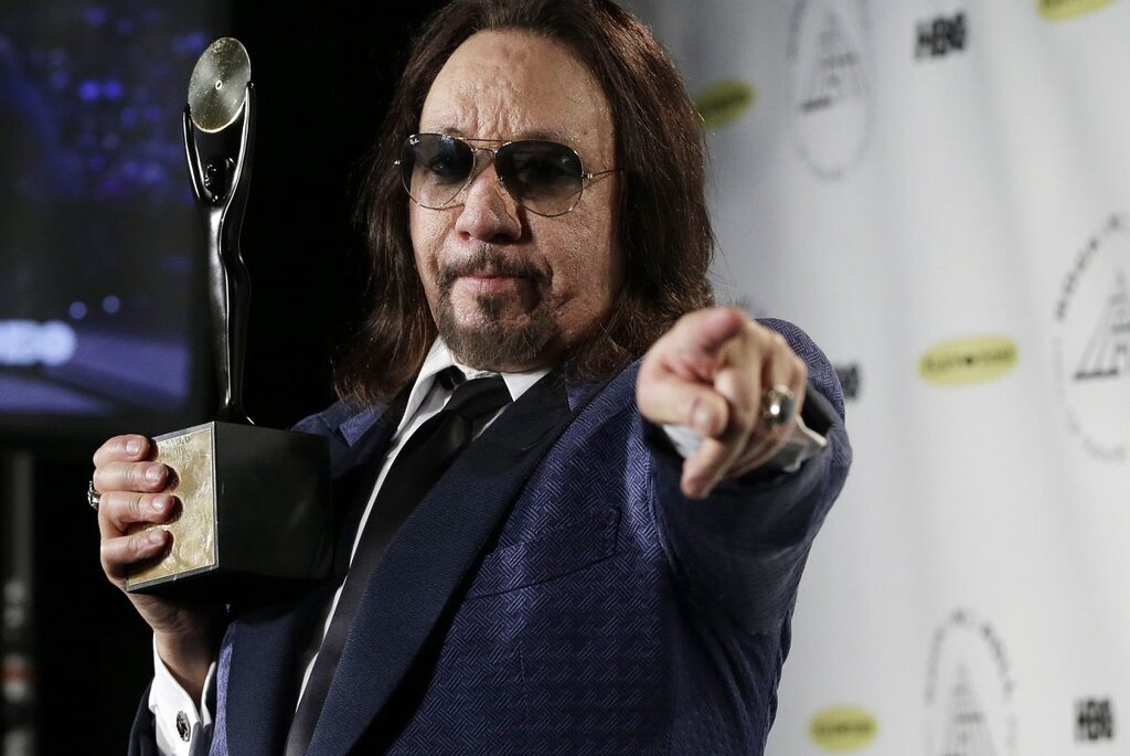 La cause du décès du guitariste et cofondateur de Kiss, Ace Frehley, révélée
