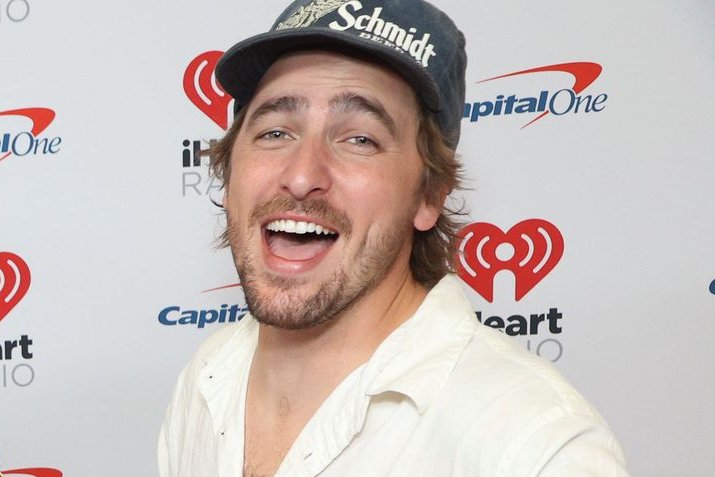 Célébrités nées le 2 novembre : Kendall Schmidt et Luna Lauren Vélez