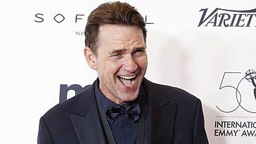 Le 25 novembre, Dougray Scott et Christina Applegate sont à l’honneur pour leur anniversaire