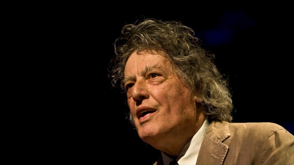 Le dramaturge et scénariste primé Tom Stoppard est mort à 88 ans