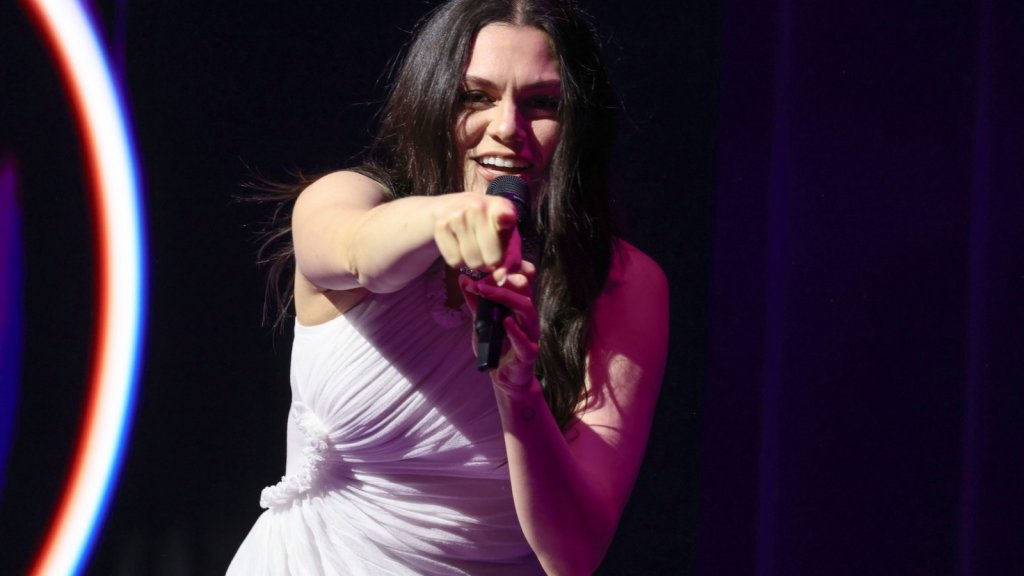 Dans son nouvel album, Jessie semble critiquer son ex Channing Tatum
