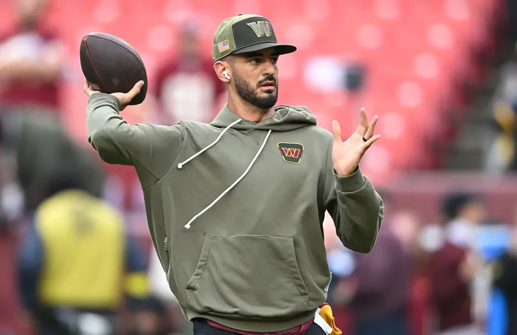 Quelle est l’origine ethnique du quarterback des Washington Commanders, Marcus Mariota ?