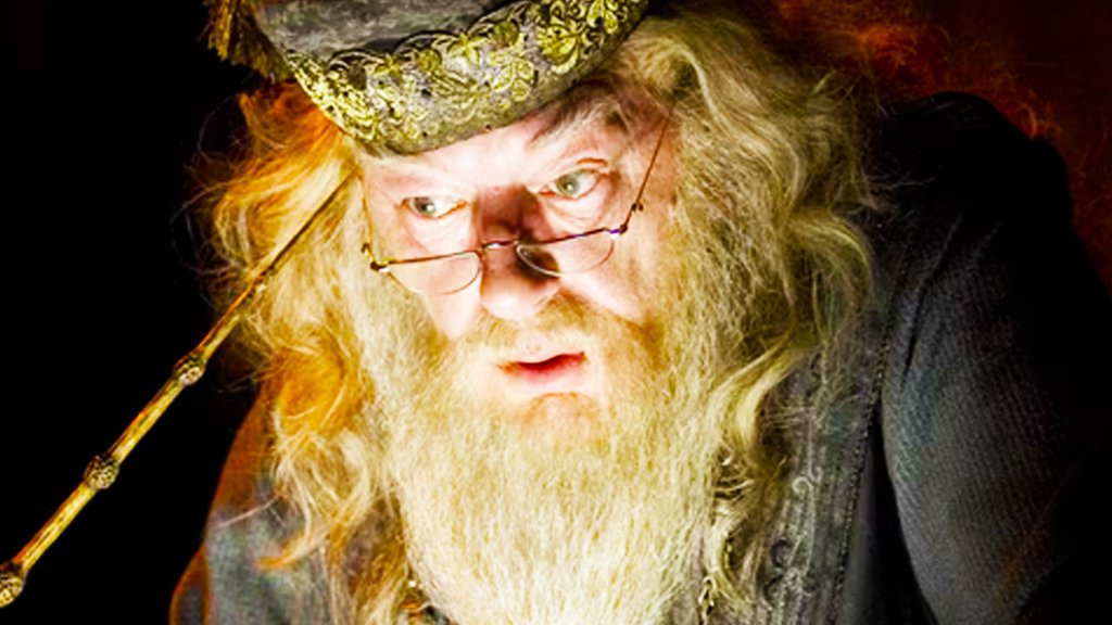 Cinq sorciers de Harry Potter absents des films : découvrez les personnages les plus puissants Cinq sorciers de Harry Potter absents des films : découvrez les personnages les plus puissants