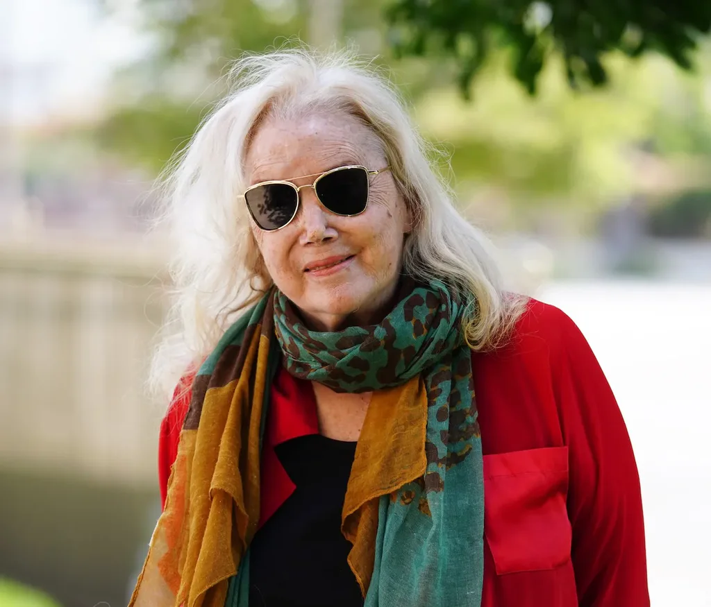 Sally Kirkland, actrice adorée, en soins palliatifs : nouvelles de santé de ses amis
