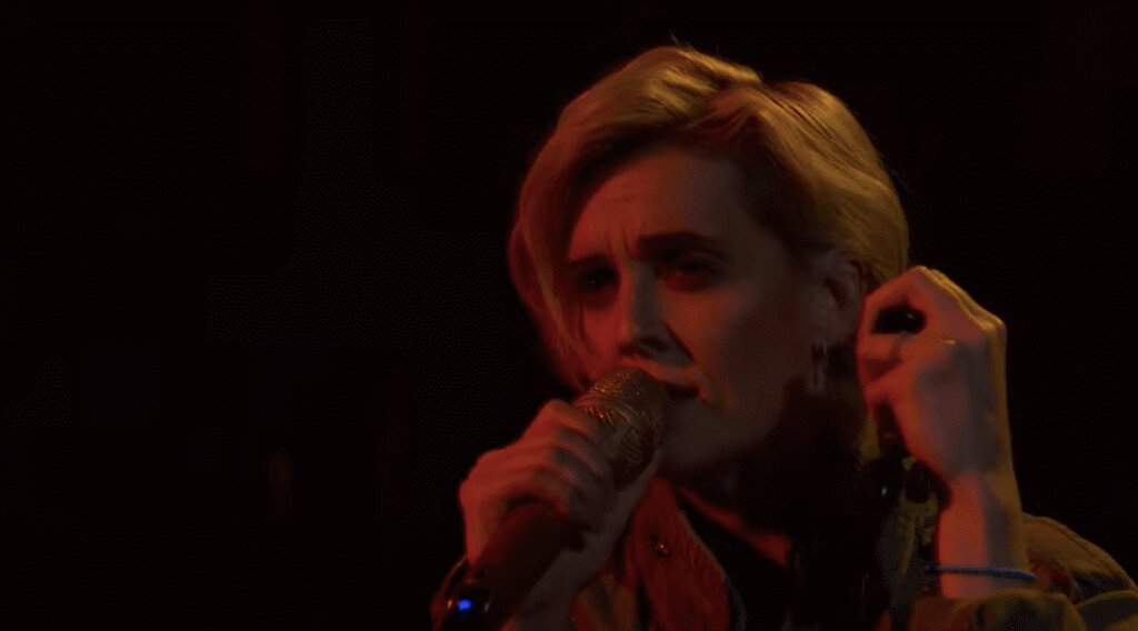 Découvrez Brandi Carlile interprétant « Church & State » et « Human »