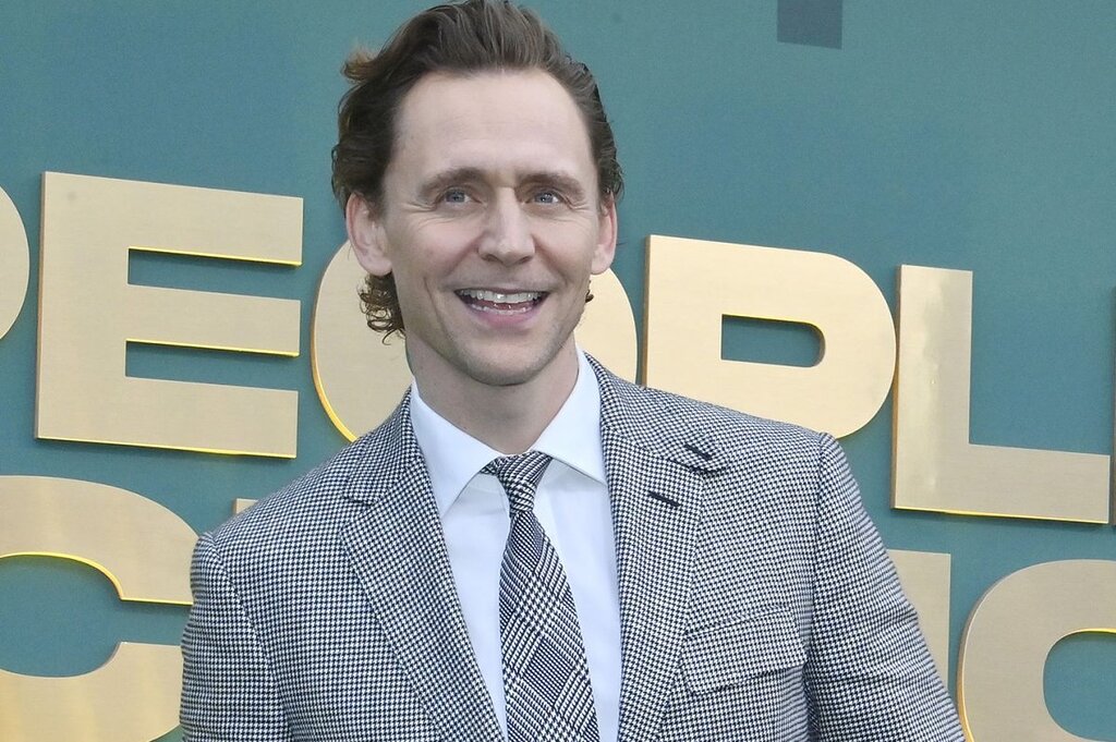 La saison 2 de The Night Manager : Tom Hiddleston promet de rester calme