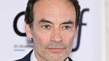 Anthony Delon s’est installé à Douchy, où repose son père