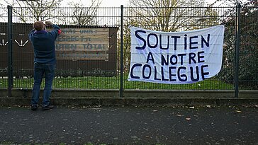 Le directeur d’école est menacé par une famille refusant un enseignant masculin