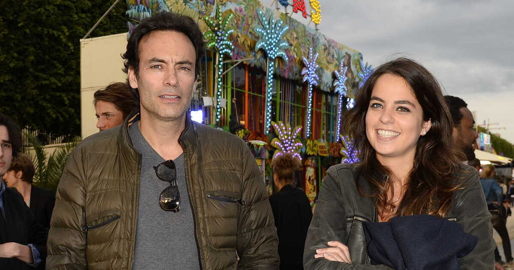 Anthony Delon et sa sœur Anouchka se réconcilient : un message mystérieux suscite des interrogations Anthony Delon et sa sœur Anouchka se réconcilient : un message mystérieux suscite des interrogations