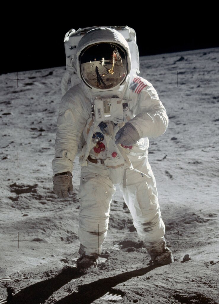 Une montre réellement portée sur la Lune Une montre réellement portée sur la Lune