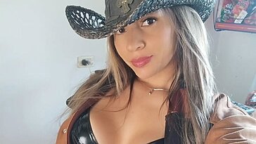 Une chanteuse colombienne est morte tragiquement d’une crise cardiaque après une chirurgie esthétique