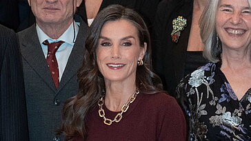 Jupe à paillettes : s’inspirer du style de Letizia d’Espagne pour les fêtes de fin d’année