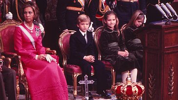 Il y a 50 ans, Elena, Cristina et Felipe voyaient leur père Juan Carlos monter sur le trône d’Espagne