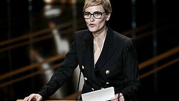Judith Godrèche dit avoir été menacée de viol chez elle, en présence de sa fille