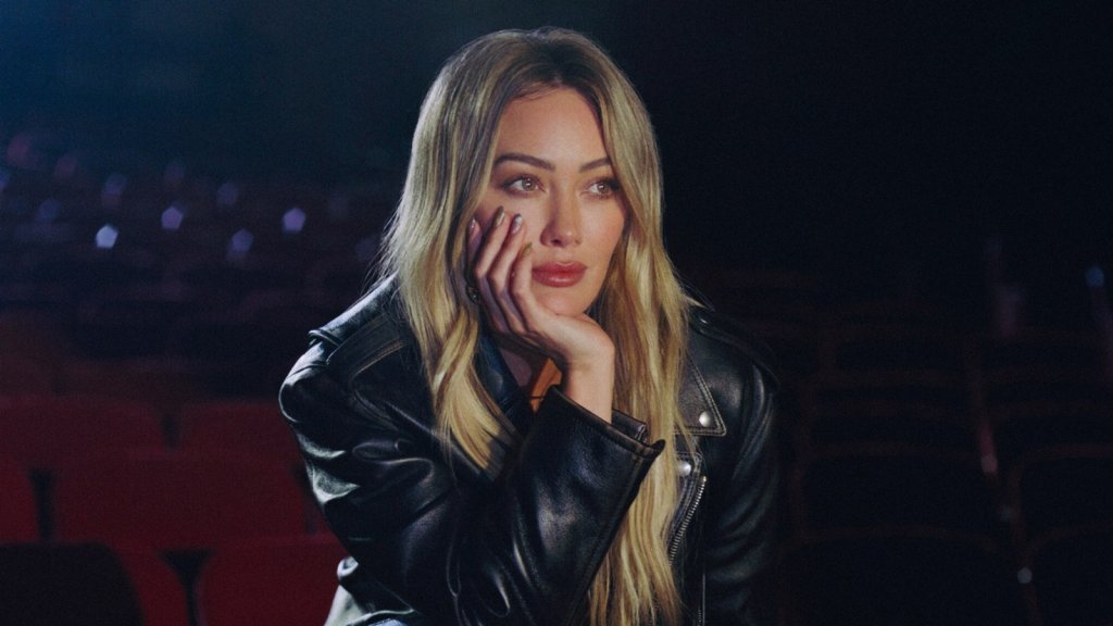 Hilary Duff présente son nouvel album nommé « Luck… or Something »