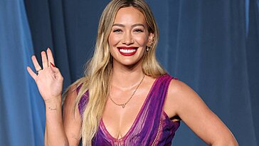 Hilary Duff parle de son retour musical avec sa nouvelle chanson « Mature »