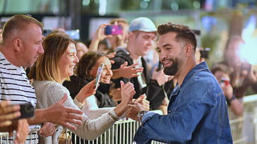 Kendji Girac annule ses dédicaces : « J’aurais tant aimé vous voir » en pleine promo de son livre