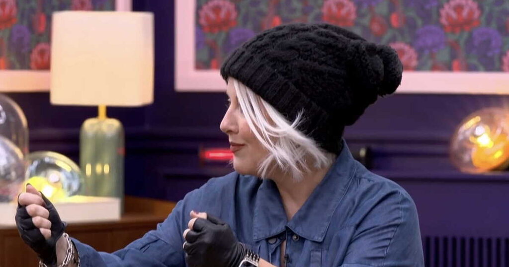 Marlène Schaff critique la performance des élèves face à Aya Nakamura : « Le côté kermesse » Marlène Schaff critique la performance des élèves face à Aya Nakamura : « Le côté kermesse »