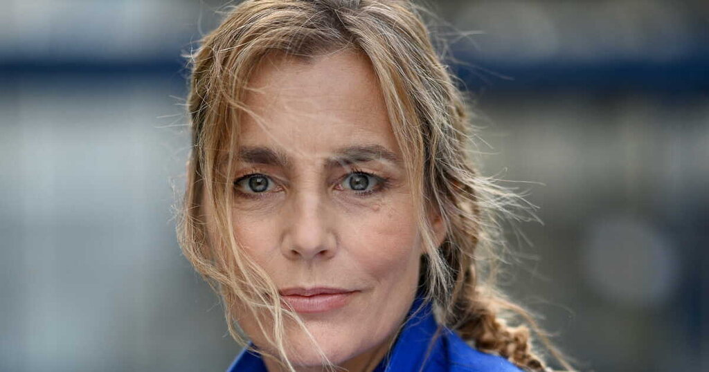 Sophie Duez : Découvrez la choriste peu connue d’un chanteur célèbre sur une chanson légendaire Sophie Duez : Découvrez la choriste peu connue d’un chanteur célèbre sur une chanson légendaire