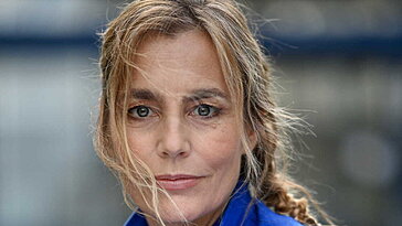 Sophie Duez : Découvrez la choriste peu connue d’un chanteur célèbre sur une chanson légendaire