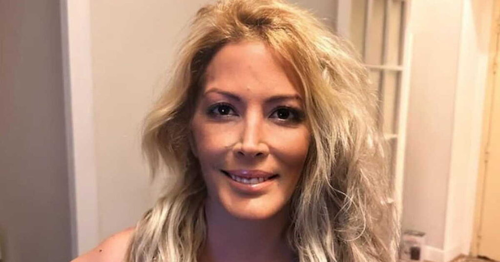 Loana partage des nouvelles : l’ex-candidate de télé-réalité révèle son « nouveau look » en ligne