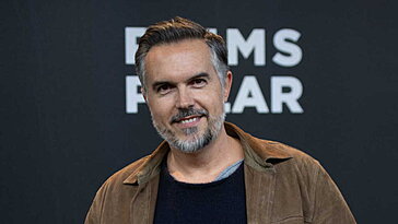Maxime Chattam : 25 kilos perdus et déménagement après sa rupture avec Faustine Bollaert, « tout vendu »