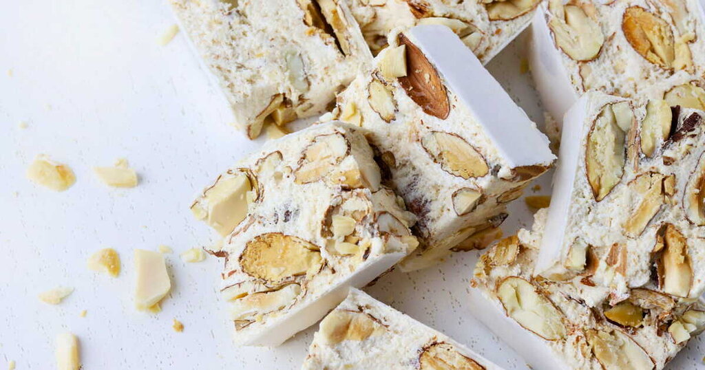 Préparez facilement du nougat maison de Montélimar pour un Noël savoureux