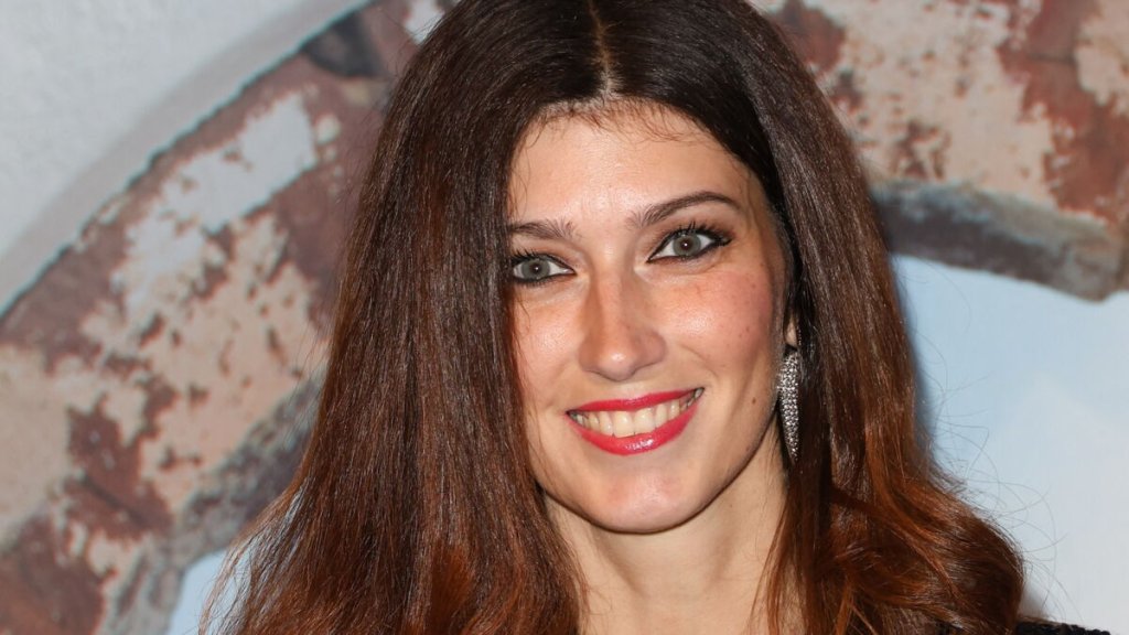 Sophie Vouzelaud révèle le prénom de sa fille : elle devient maman pour la première fois